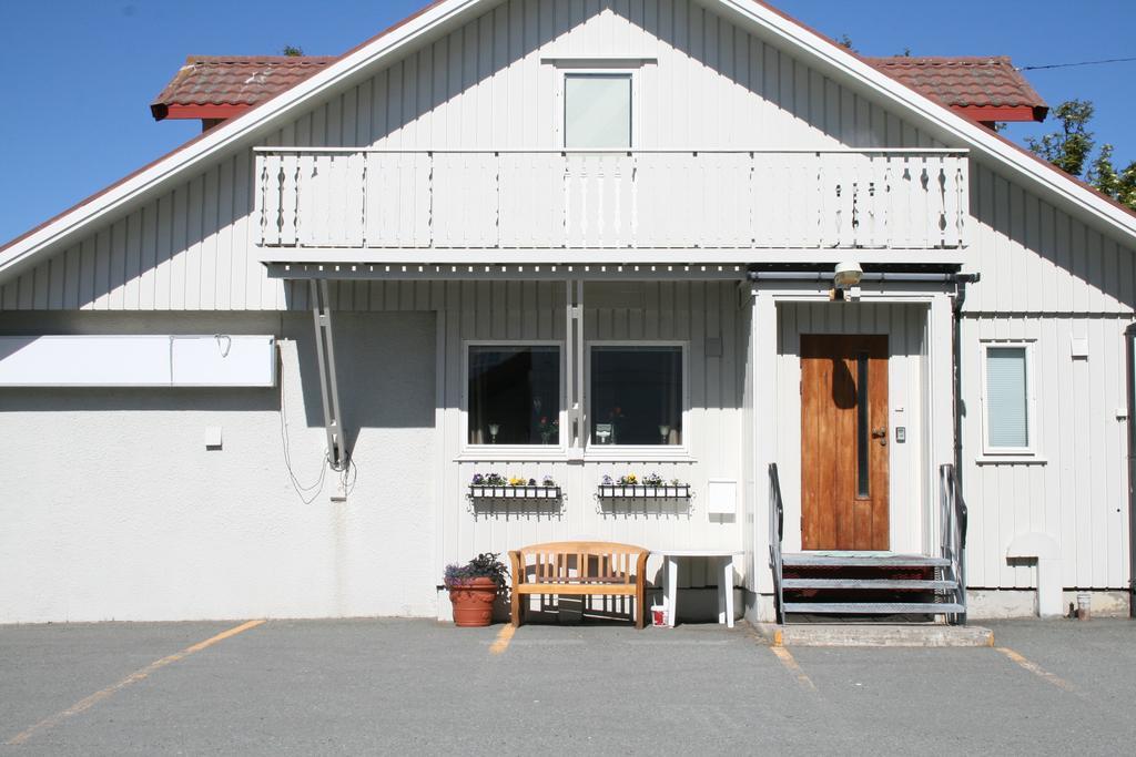Sentralen Inn Andenes Εξωτερικό φωτογραφία